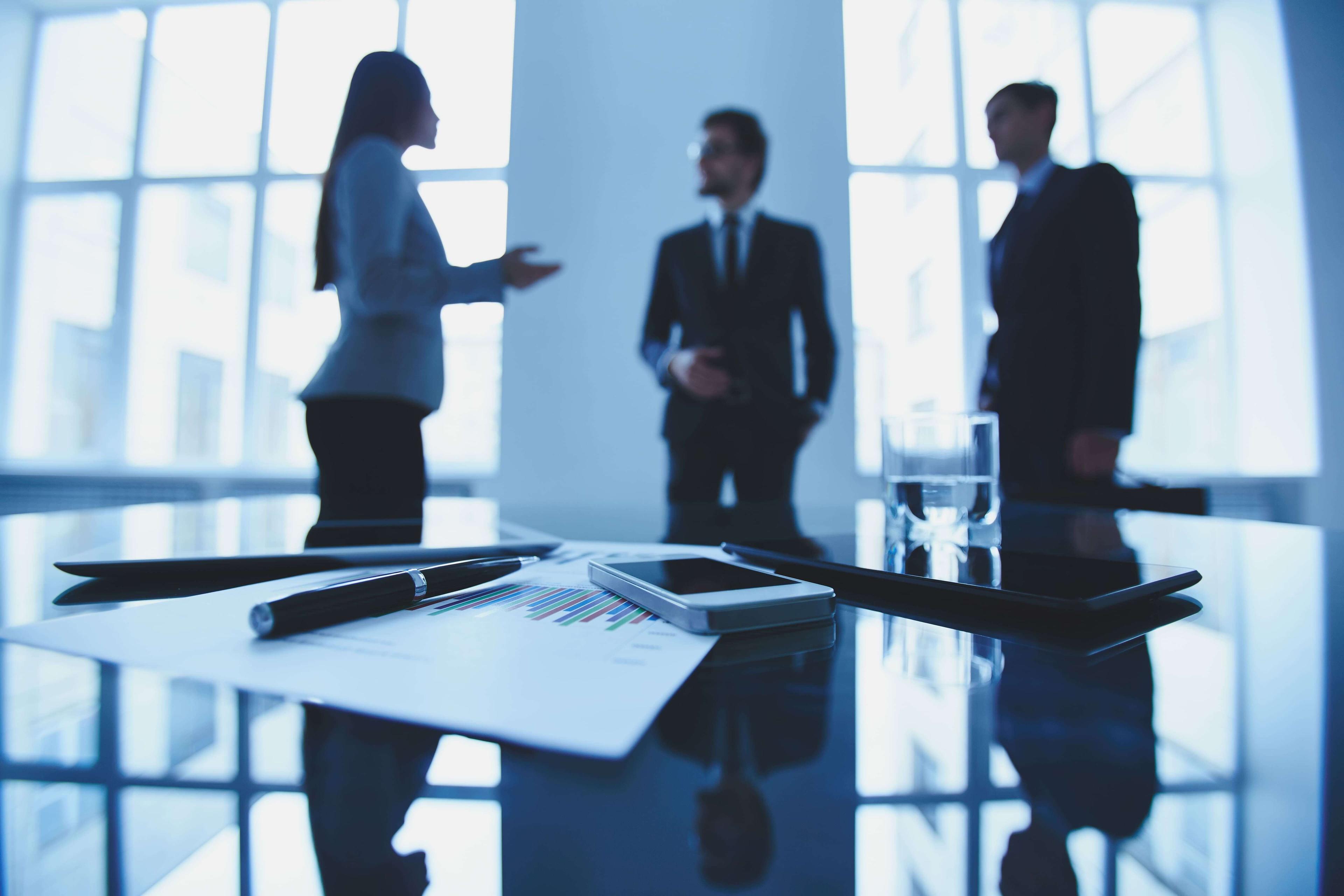 Housing support for companies and their teams - professional corporate meeting
